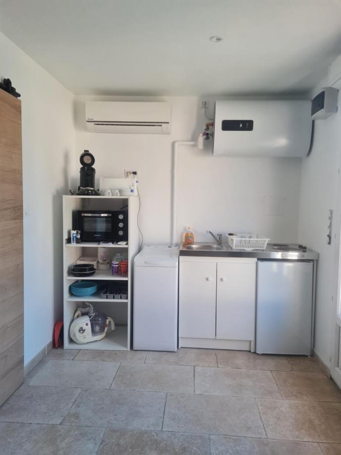 Tylyan Villa Le Thor Exterior photo