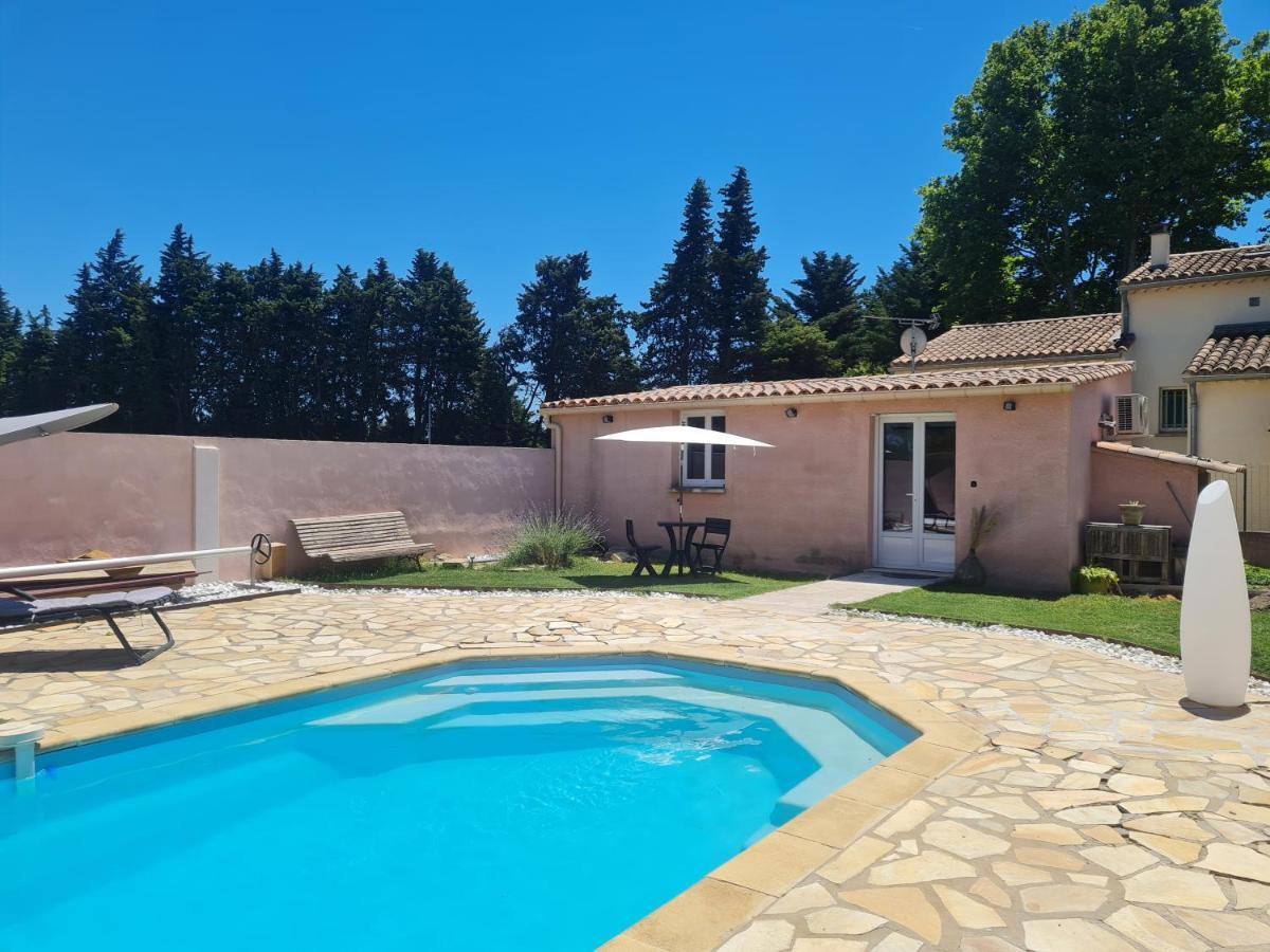 Tylyan Villa Le Thor Exterior photo